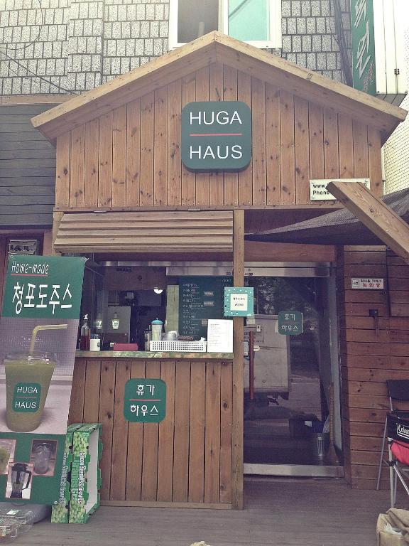 Huga Haus Hostel Seoul Bagian luar foto