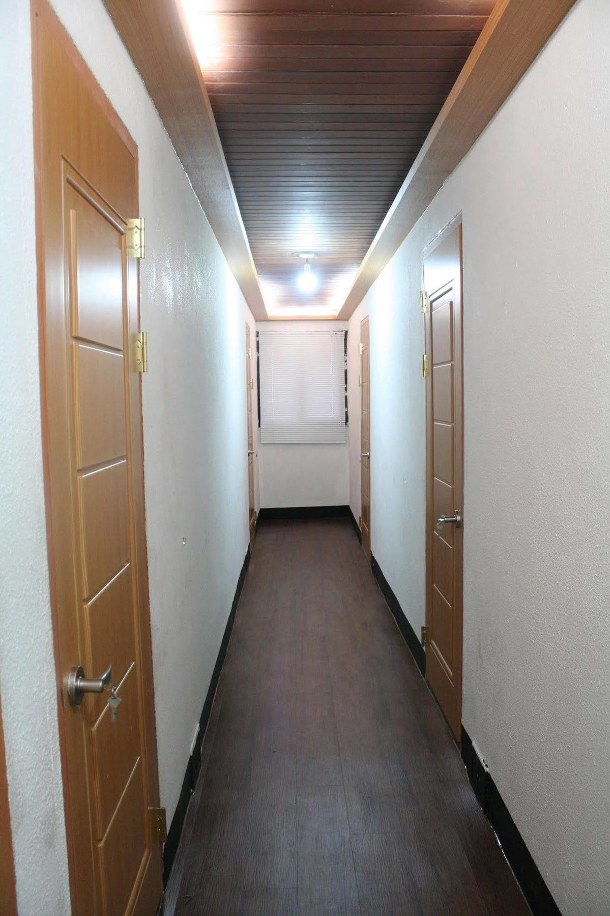 Huga Haus Hostel Seoul Bagian luar foto